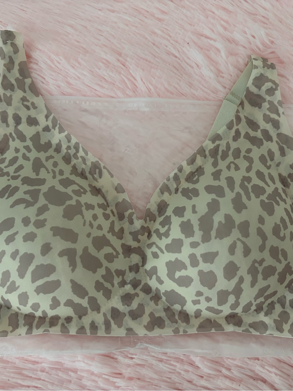 Wireless Leopard-Print Comfort Bra in Taupe
